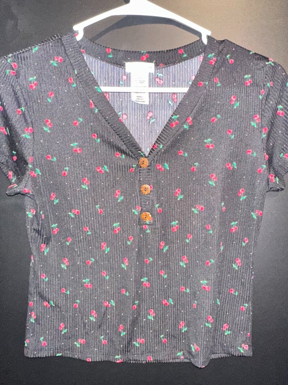 Size Small Cherry Top